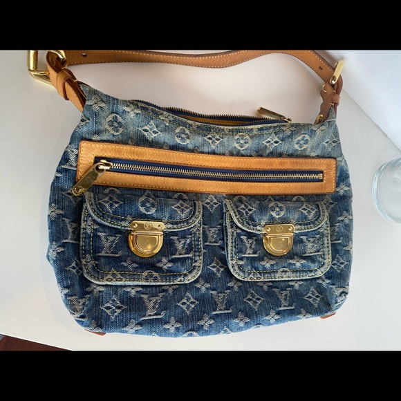 Louis Vuitton Handbags - LOUIS VUITTON BAG